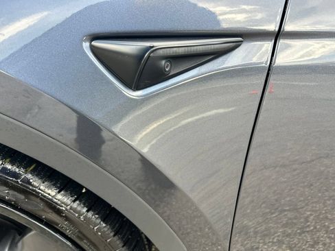 Used 2021 Tesla Model Y Performance AWD/4WD image 19