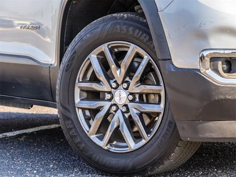 Used 2019 GMC Acadia SLT image 2