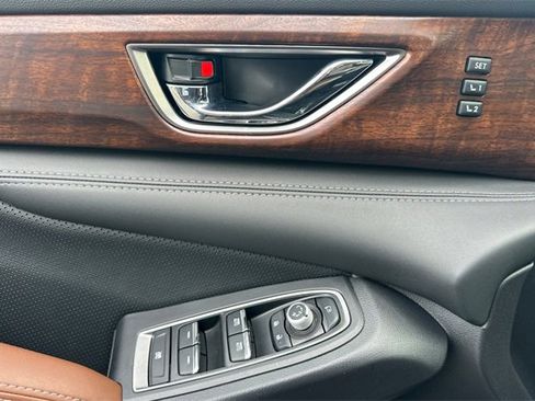 Used 2024 Subaru Ascent Touring w/ Popular Package #2 image 11