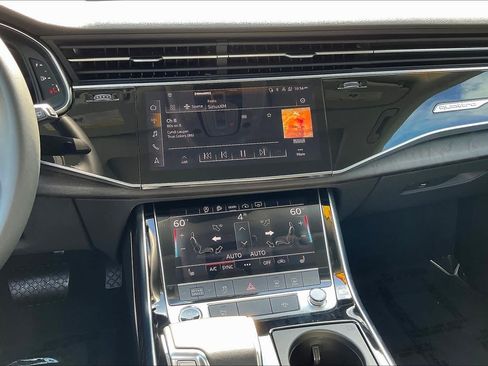 Used 2023 Audi Q8 Premium w/ Convenience Package AWD/4WD image 13