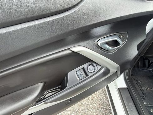 Used 2016 Chevrolet Camaro SS RWD image 13