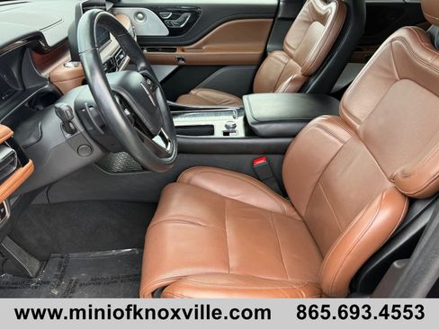 Used 2023 Lincoln Aviator Reserve w/ Equipment Group 201A AWD/4WD image 11