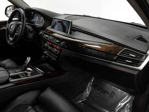 Used 2015 BMW X5 xDrive35i image 8