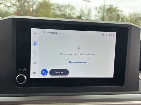 Used 2024 Toyota Tacoma SR5 AWD/4WD image 33