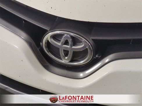 Used 2015 Toyota Corolla LE image 24