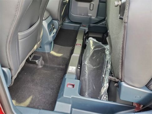 New 2025 Ford Maverick Lariat w/ Black Appearance Package image 37