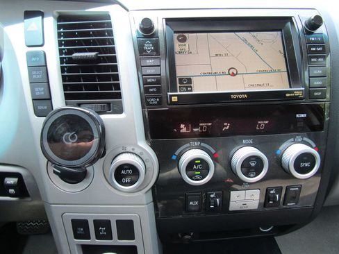 Used 2008 Toyota Sequoia Limited AWD/4WD image 35