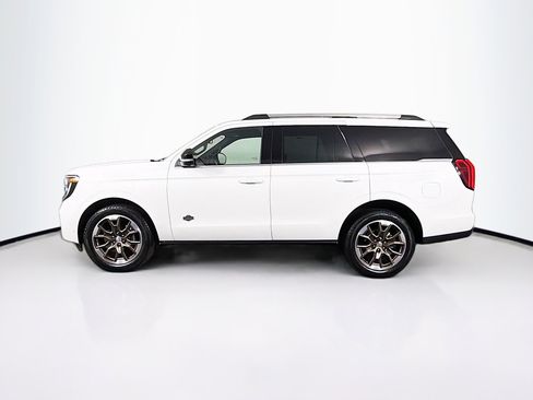 Used 2025 Ford Expedition King Ranch image 5