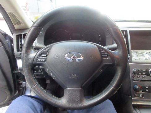 Used 2011 INFINITI G37 x Sedan w/ Premium Pkg AWD/4WD image 14