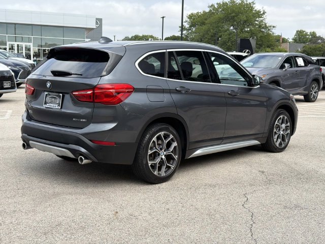 Used 2022 BMW X1 xDrive28i w/ Convenience Package AWD/4WD image 5