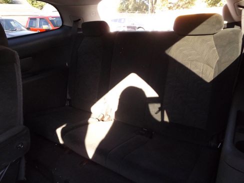 Used 2011 Buick Enclave CX w/ Driver Confidence Package image 17