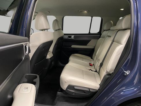 Certified 2025 Hyundai Santa Fe SEL image 27