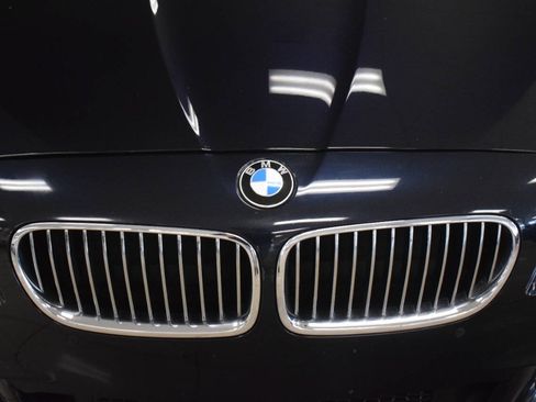 Used 2013 BMW 528i Sedan RWD image 12