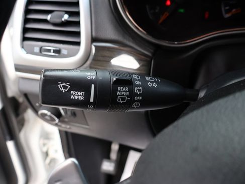 Used 2015 Jeep Grand Cherokee High Altitude AWD/4WD image 30