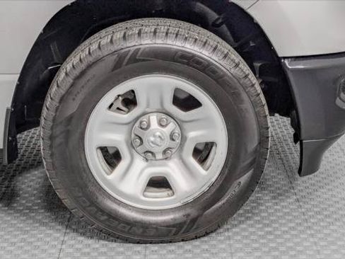 Used 2019 RAM 1500 Tradesman RWD image 31
