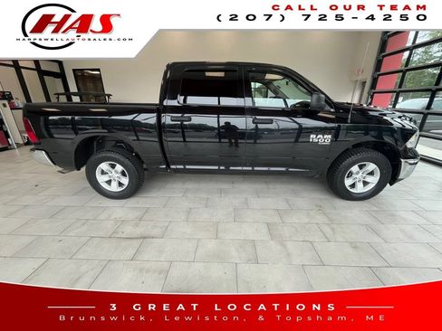 Used 2022 RAM 1500 Classic SLT AWD/4WD image 7