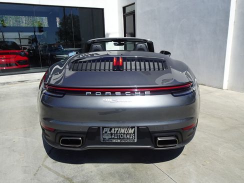 Used 2022 Porsche 911 Carrera w/ Premium Package RWD image 7