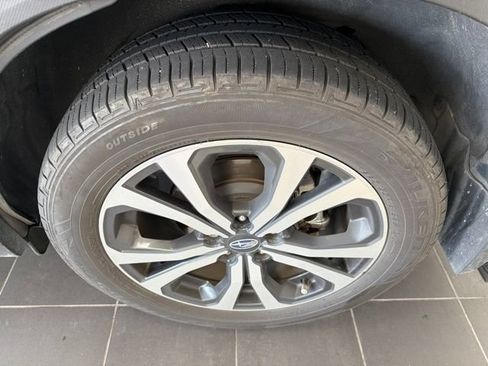Used 2021 Subaru Forester Limited AWD/4WD image 12