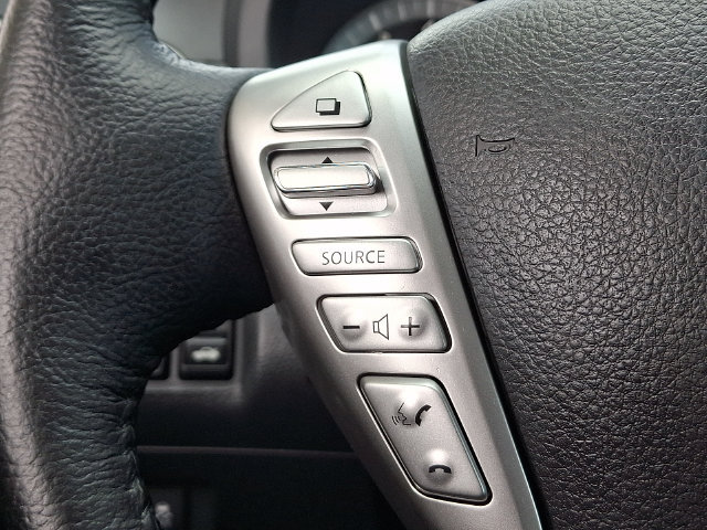 Used 2015 Nissan Sentra SV FWD image 21