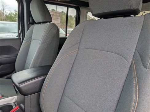 Used 2024 Jeep Wrangler Sport S image 23