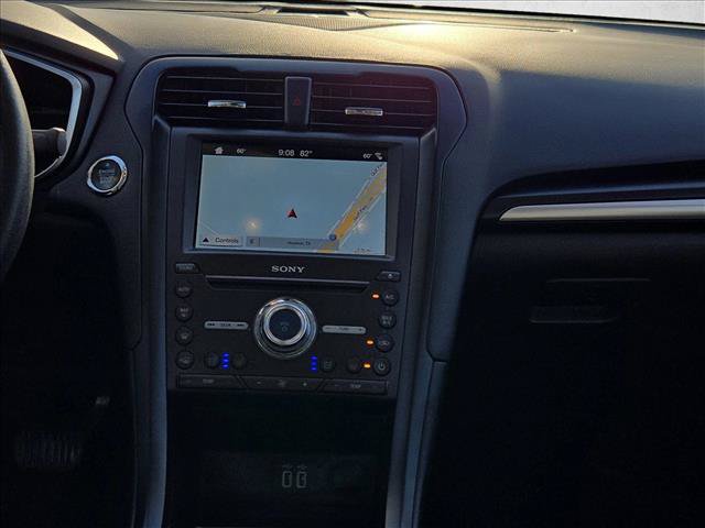 Used 2019 Ford Fusion Titanium FWD image 11