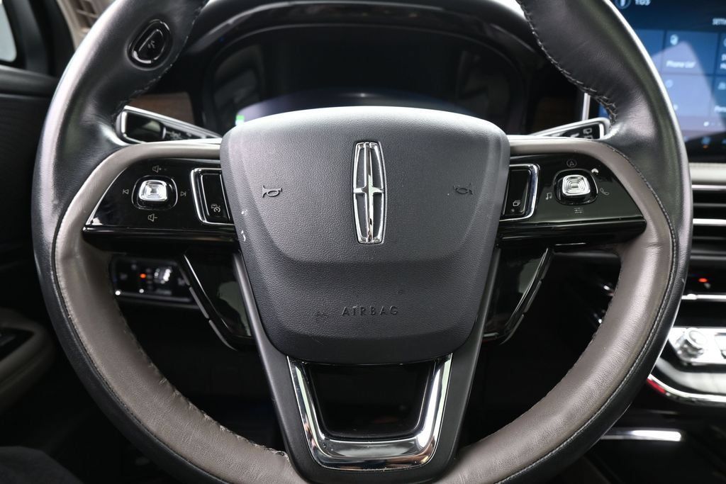 Used 2024 Lincoln Corsair Grand Touring AWD/4WD image 27