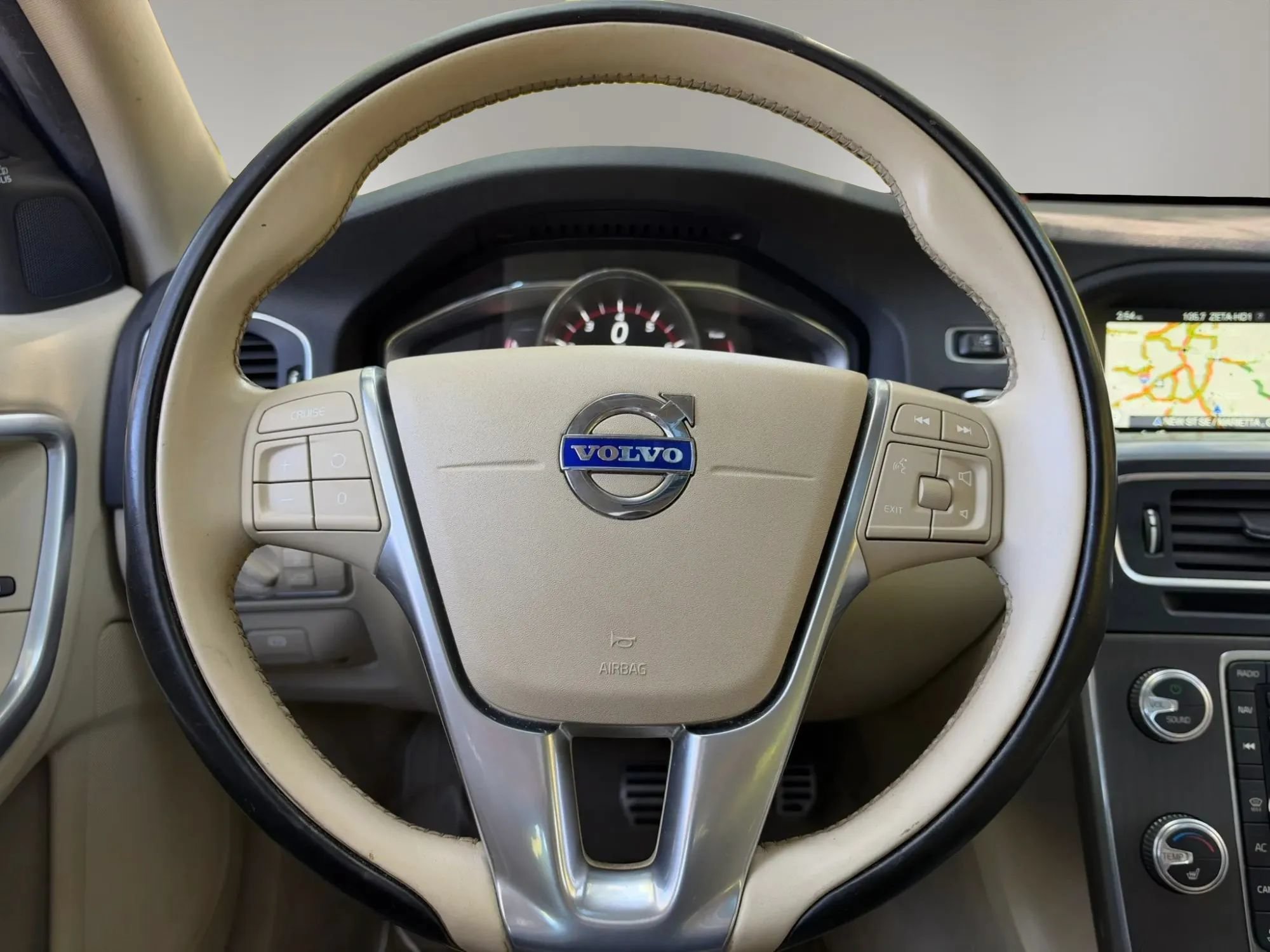 Used 2016 Volvo S60 T5 Premier w/ Convenience Package FWD image 23