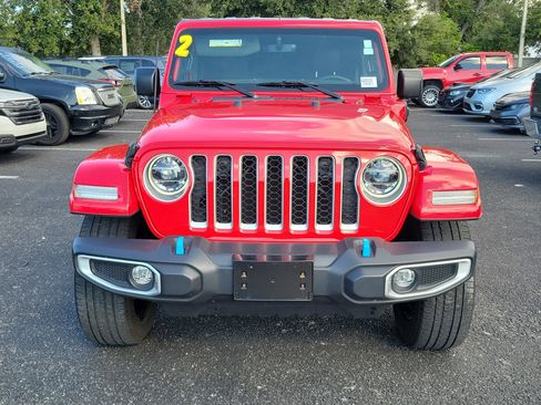 Used 2022 Jeep Wrangler Unlimited Sahara w/ Cold Weather Group image 8