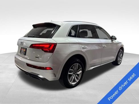 Used 2022 Audi Q5 2.0T Premium w/ Convenience Package AWD/4WD image 5