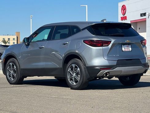Used 2025 Chevrolet Blazer LT AWD/4WD image 7