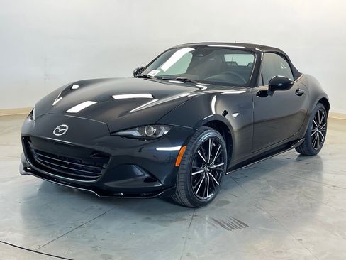 New 2025 MAZDA MX-5 Miata Grand Touring w/ Appearance Package image 1