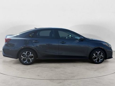 Used 2019 Kia Forte LXS FWD image 6