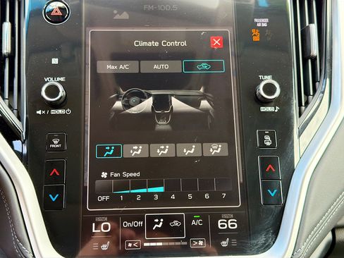 Used 2020 Subaru Outback Limited image 31