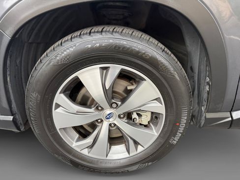 Used 2019 Subaru Ascent Premium w/ Popular Package #1 AWD/4WD image 9