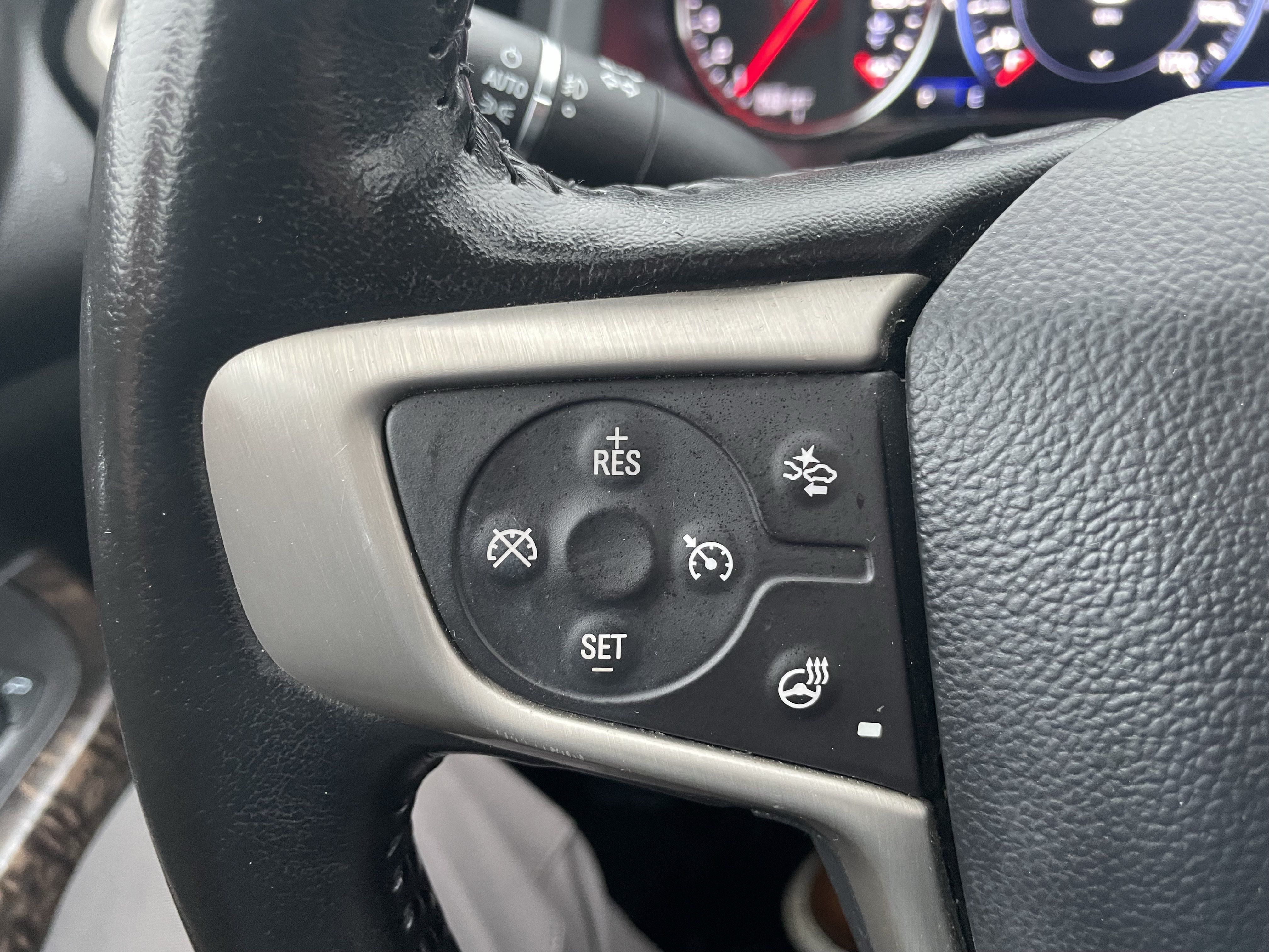Used 2020 GMC Acadia Denali w/ Trailering Package AWD/4WD image 15