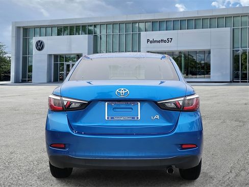 Used 2018 Toyota Yaris iA image 5