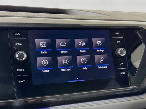 Used 2023 Volkswagen Taos SEL image 17