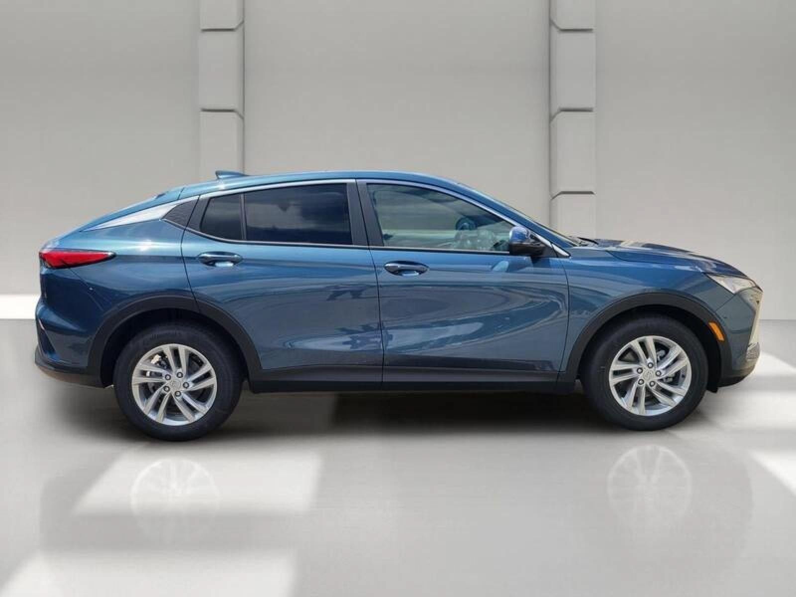 New 2026 Buick Envista Sport Touring w/ Convenience I Package FWD image 4