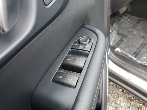 New 2026 Buick Enclave Preferred image 18