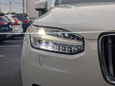 Used 2024 Volvo XC90 B6 Ultimate w/ Protection Package Premier AWD/4WD image 10