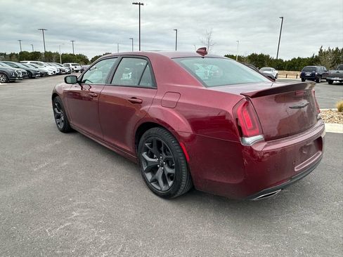 Used 2023 Chrysler 300 S w/ Comfort Group image 5