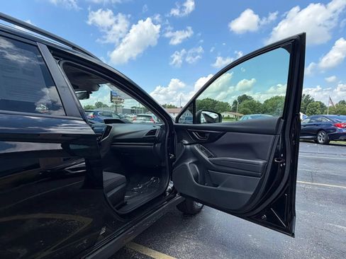 Used 2020 Subaru Crosstrek 2.0i Premium AWD/4WD image 24