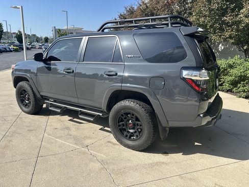 Used 2024 Toyota 4Runner TRD Pro AWD/4WD image 7