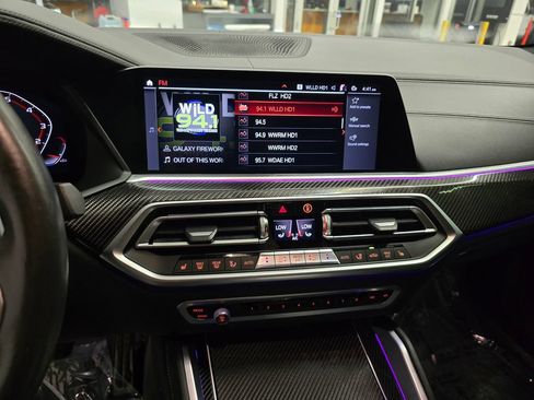 Used 2020 BMW X6 M50i w/ Executive Package AWD/4WD image 24