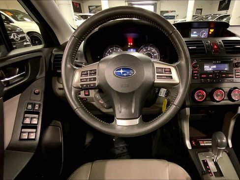 Used 2015 Subaru Forester 2.5i Limited w/ Popular Package #2 image 5