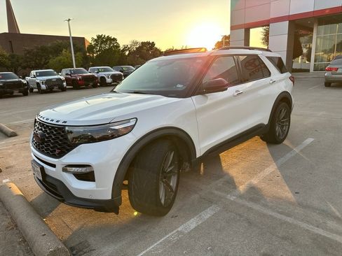 Used 2020 Ford Explorer ST w/ ST High-Performance Pack AWD/4WD image 1
