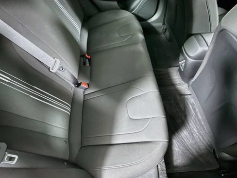 Certified 2025 Hyundai Elantra Sport FWD image 35