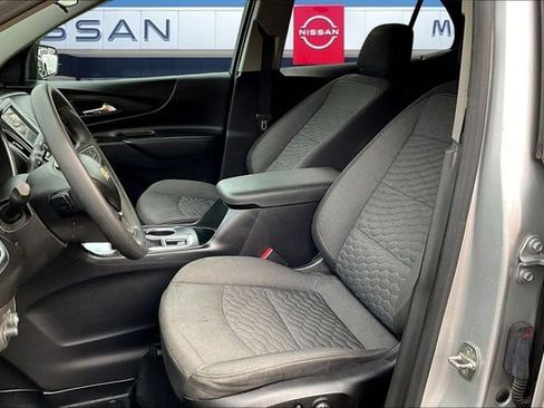 Used 2021 Chevrolet Equinox LT image 18