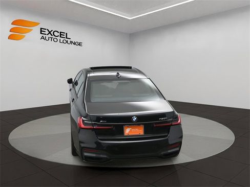 Used 2021 BMW 750i xDrive w/ Executive Package image 50