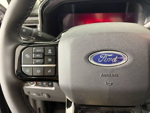 Used 2026 Ford F250 Lariat w/ Black Appearance Package AWD/4WD image 24